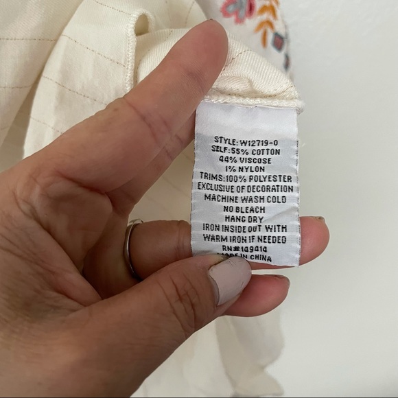 Johnny Was Clansy Peasant Blouse - Picture 11 of 13